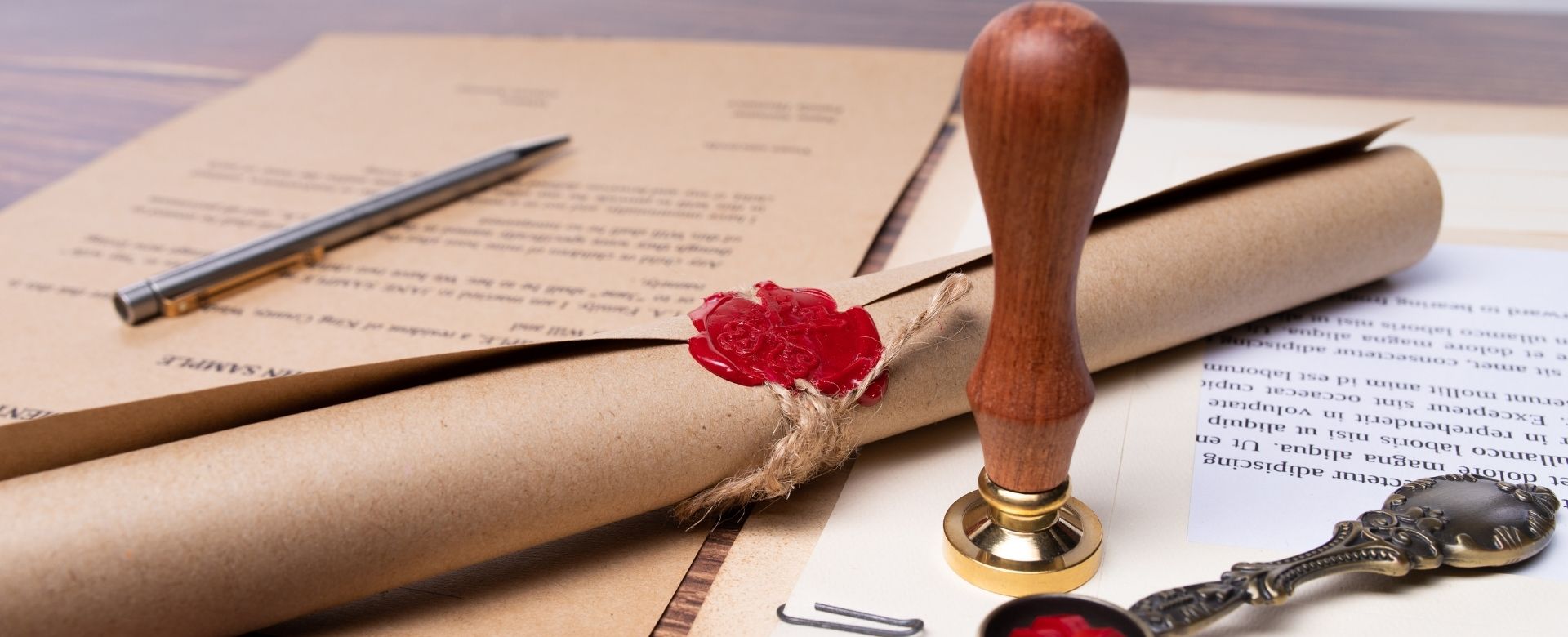 Miras Hukuku Nedir - Hero Section Arka Plan