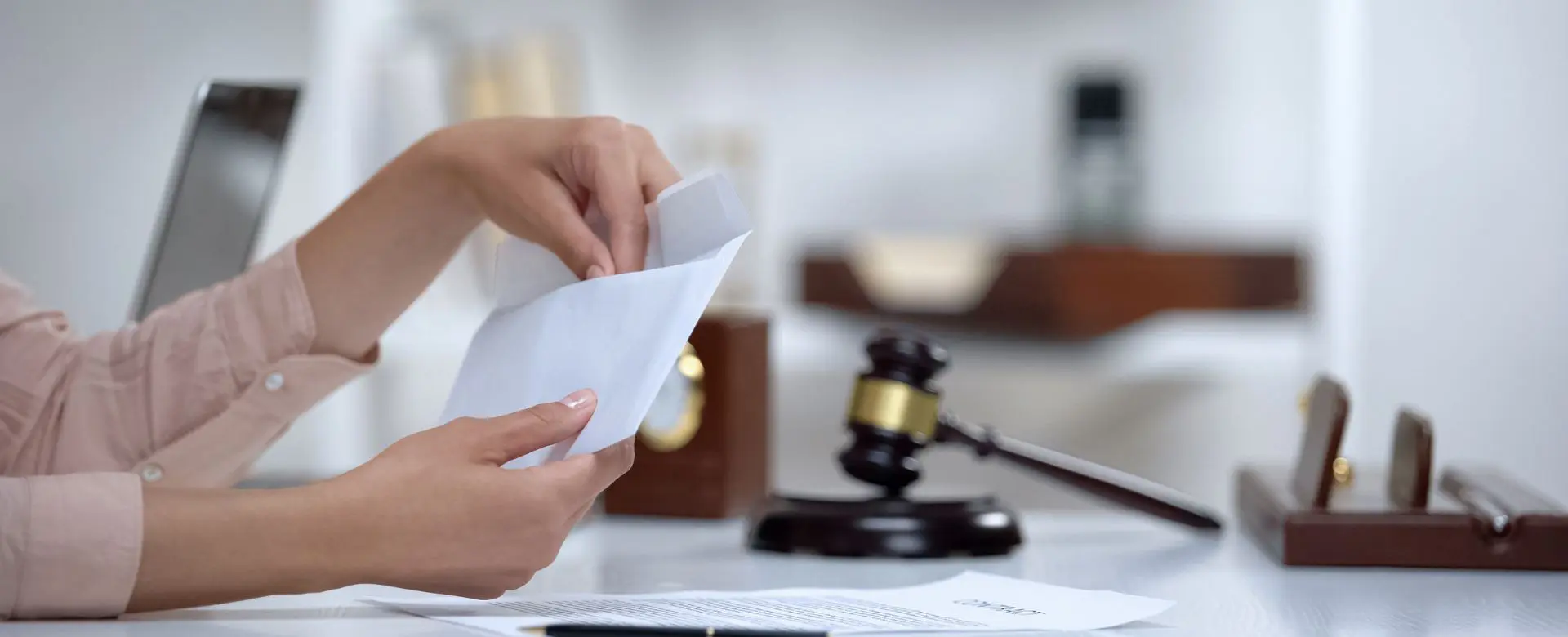 Nafaka Ödenmezse Ne Olur? Nafaka Ödememenin Sonuçları ve Cezası - Avukat Saim İncekaş